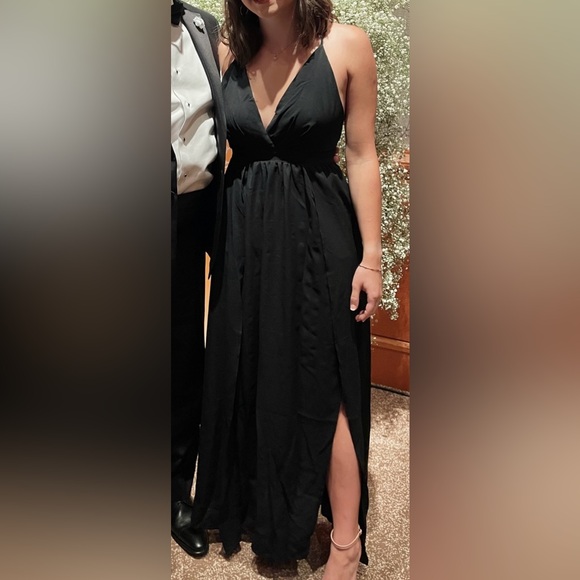 Dresses & Skirts - Black formal dress